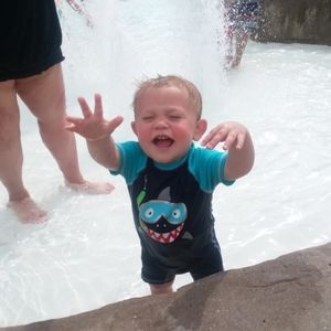 Meet your Posher, Leanna